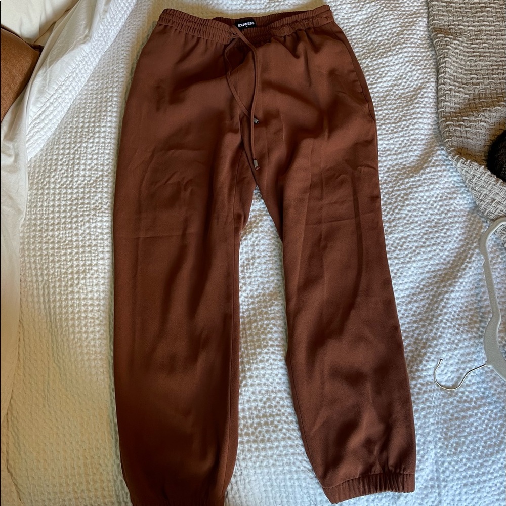 Ankle joggers